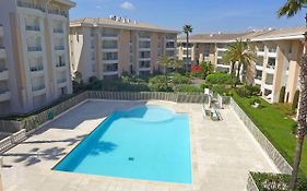 Location Port Frejus, Bord De Mer